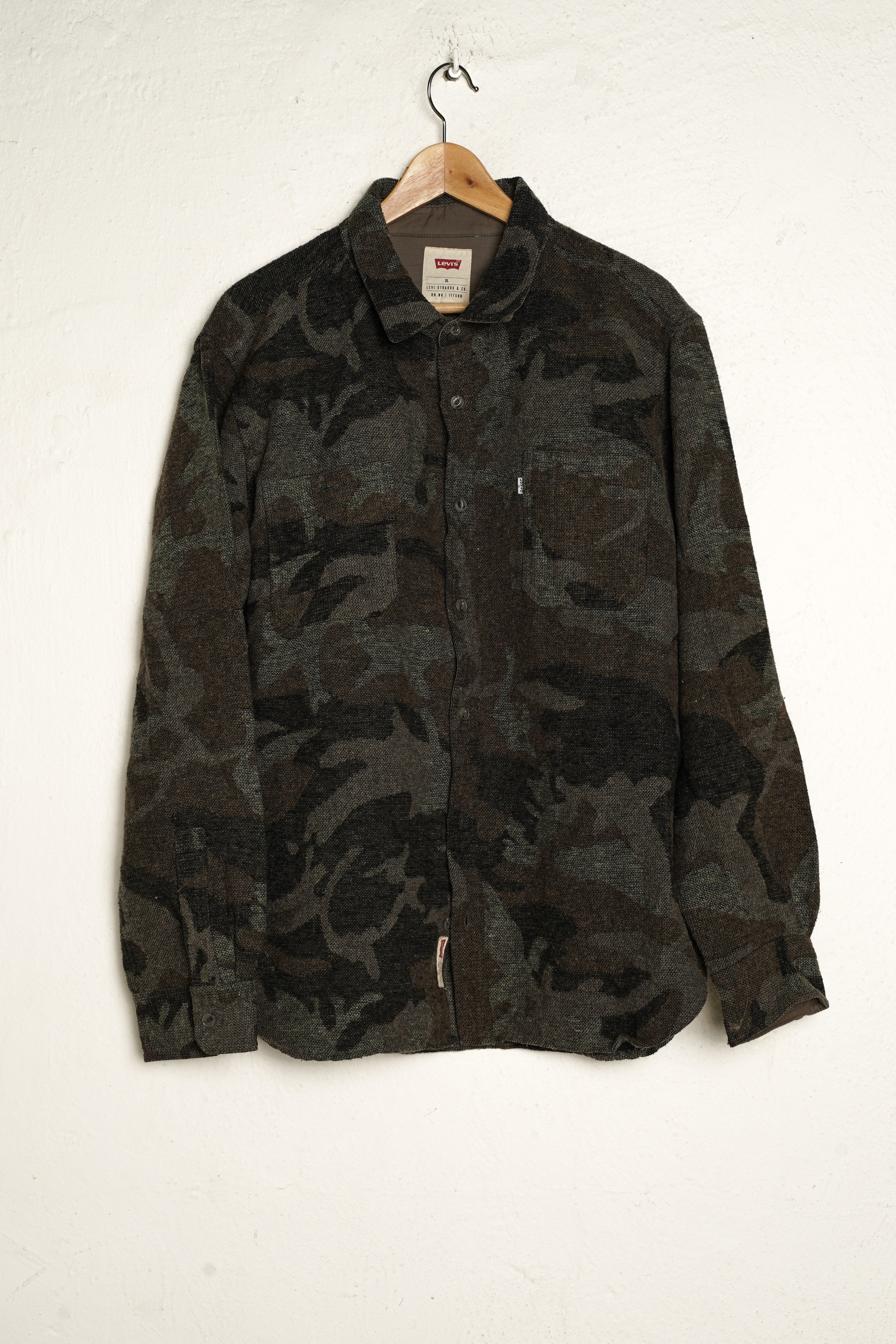 Army Camouflage LEVIS Shirt XL - VinoKilo.com