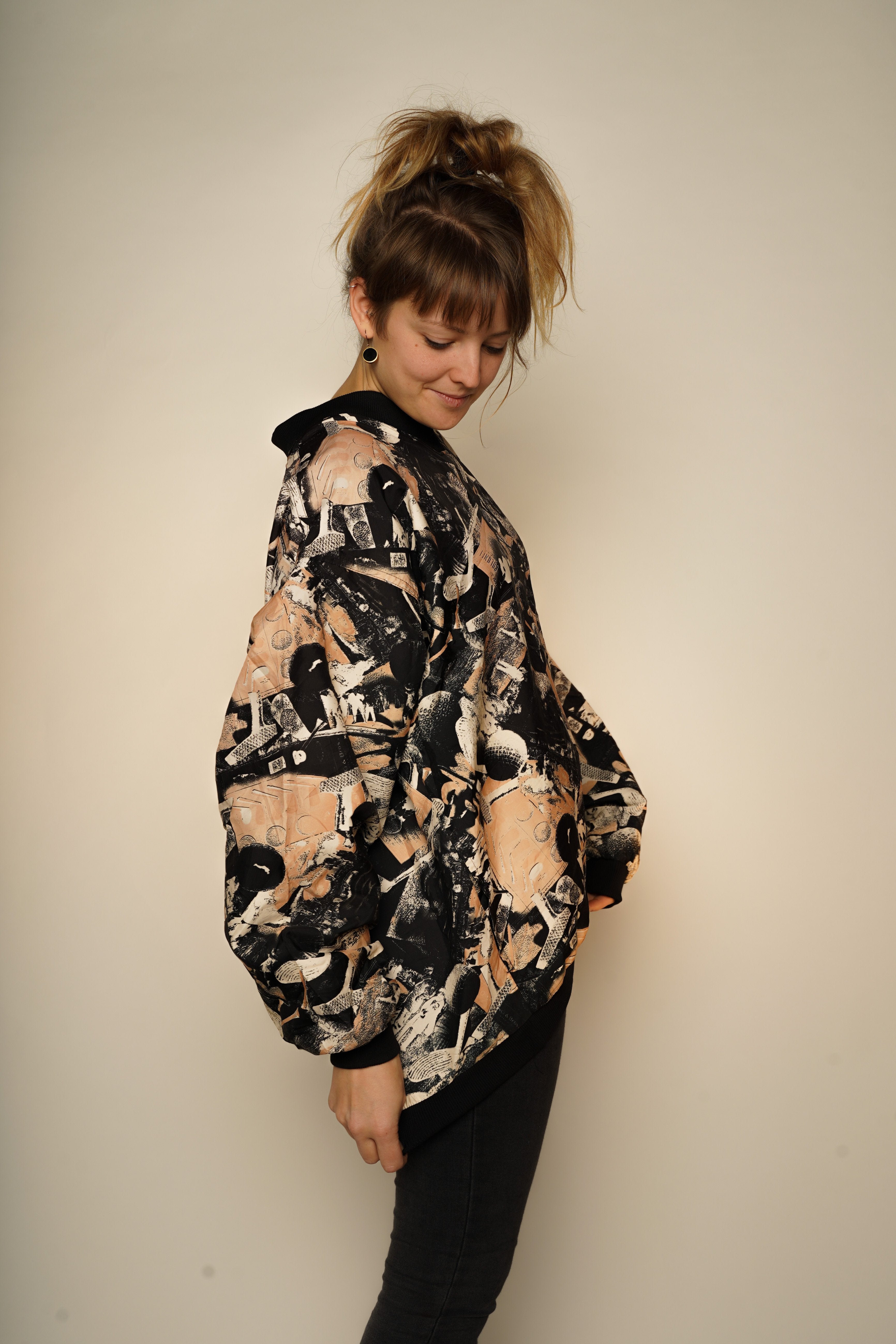 Beige Black Pattern Pull-over Jacket L - VinoKilo.com